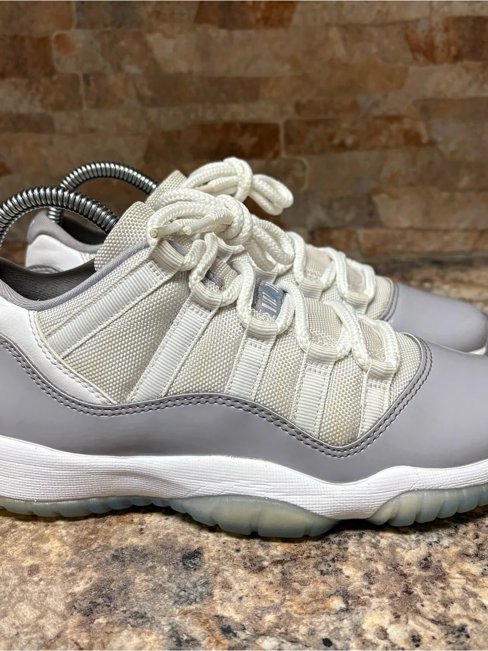 Air Jordan 11 Retro Low Cement Grey AV2187-140 Size 6